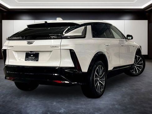 Certified 2025 Cadillac Lyriq Sport AWD/4WD image 6