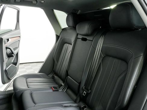 Used 2021 Audi Q5 2.0T Premium Plus w/ Premium Plus Package image 19