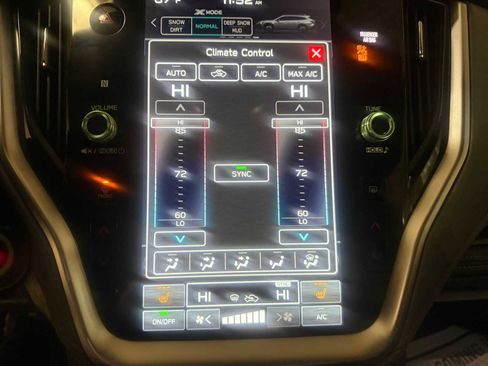 Used 2023 Subaru Outback Onyx Edition image 34