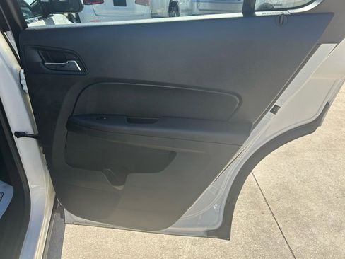 Used 2015 Chevrolet Equinox LT w/ Driver Convenience Package image 14