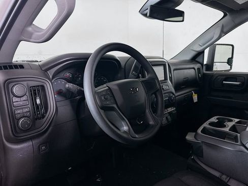 New 2026 Chevrolet Silverado 2500 Custom w/ Custom Value Package image 9