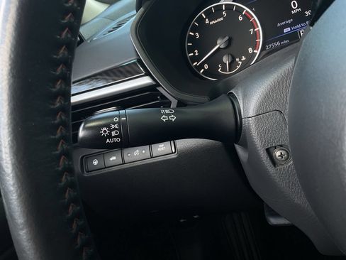 Used 2024 Nissan Altima 2.0 SR FWD image 33