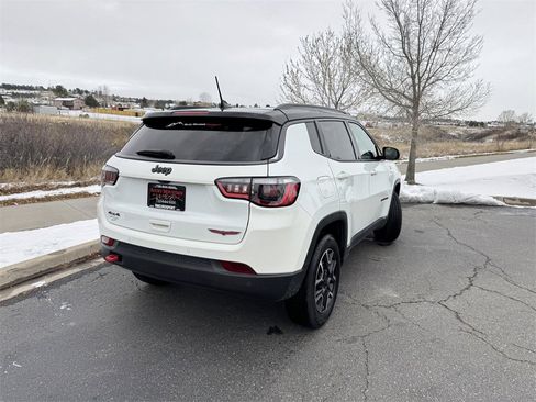 Used 2021 Jeep Compass Trailhawk image 6