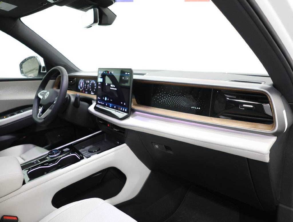 New 2027 Volkswagen Atlas SEL R-Line AWD/4WD image 23