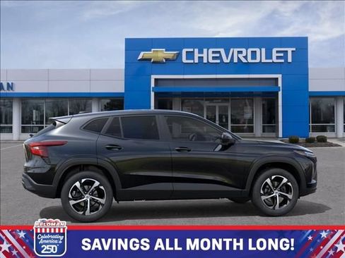 New 2026 Chevrolet Trax RS w/ Driver Confidence Package FWD image 5