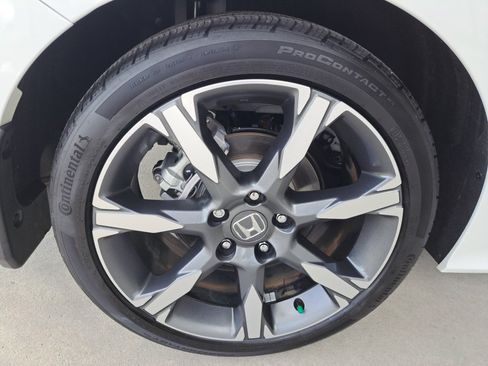 Used 2025 Honda Civic Sport Touring image 22