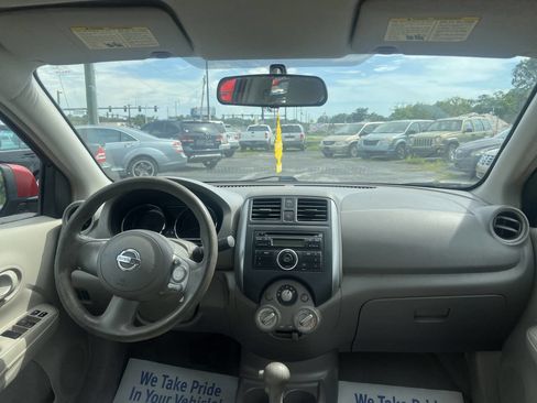Used 2012 Nissan Versa SV image 13