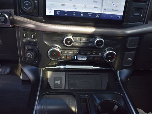 Used 2023 Ford F150 Raptor w/ Raptor Carbon Fiber Package AWD/4WD image 21