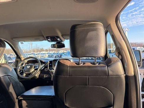 Used 2024 RAM 2500 Laramie AWD/4WD image 29