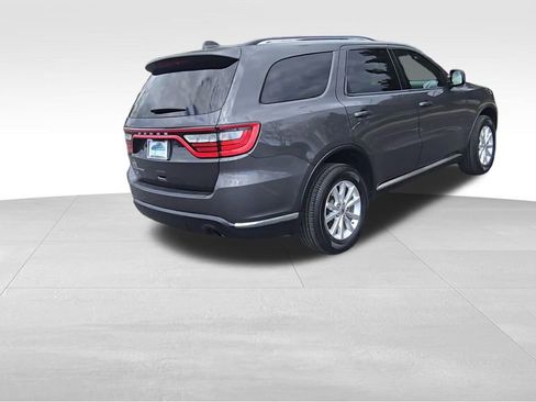 Used 2024 Dodge Durango SXT w/ 3rd Row Seating Group AWD/4WD image 8