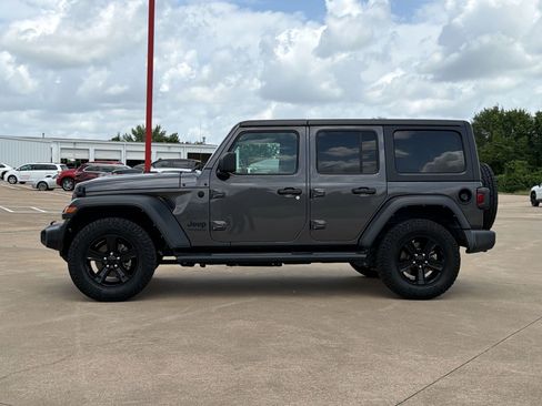 Used 2021 Jeep Wrangler Unlimited Sport AWD/4WD image 2