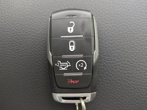 New 2026 RAM 1500 Big Horn AWD/4WD image 30