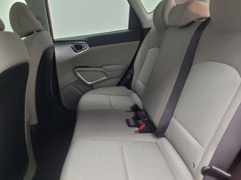 Used 2023 Kia Soul LX FWD image 18