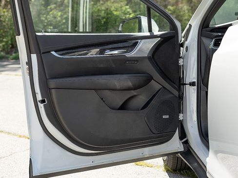 Certified 2021 Cadillac XT5 Premium Luxury image 18