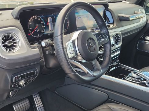 Used 2024 Mercedes-Benz G 550 image 23