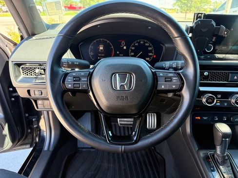 Used 2025 Honda Civic Sport image 21