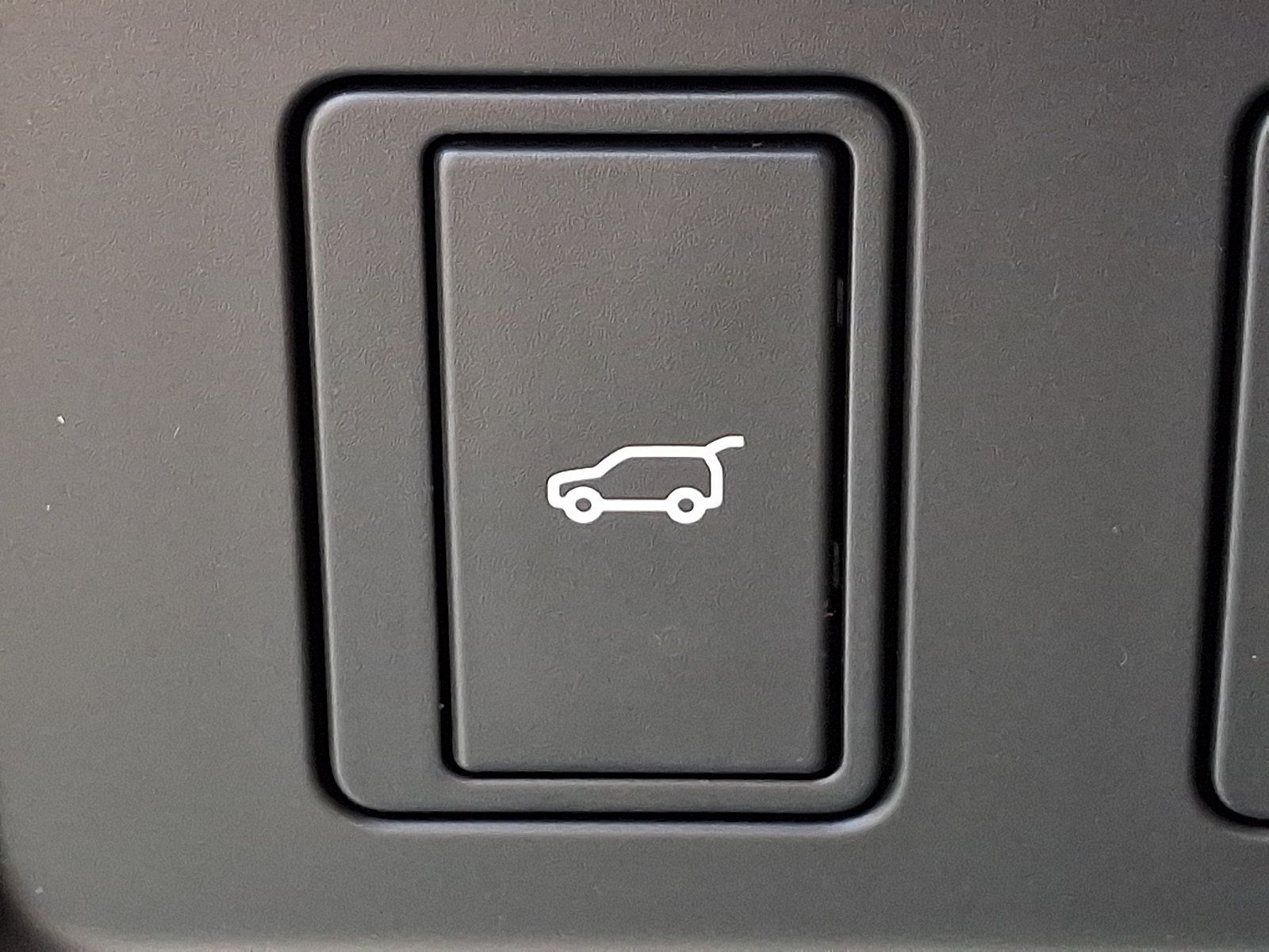 Used 2026 Land Rover Discovery S AWD/4WD image 28