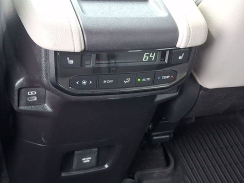 Certified 2024 Toyota Grand Highlander Limited image 15