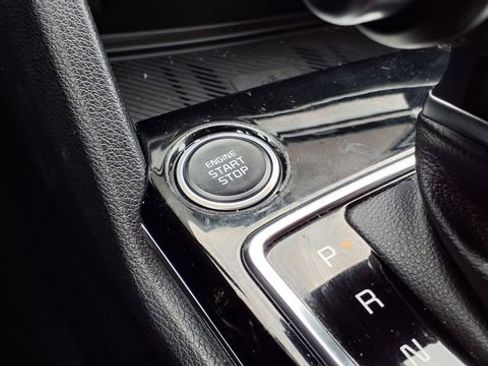 Used 2024 Kia Sportage EX image 28