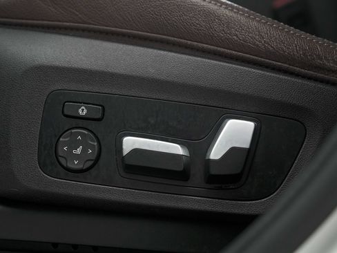 Used 2022 BMW X3 M40i w/ Premium Package image 8