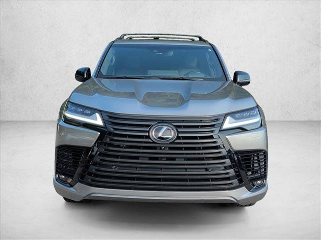 Used 2022 Lexus LX 600 4WD w/ Appearance Package image 2