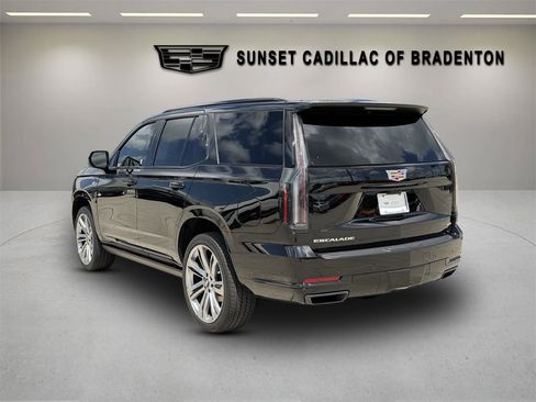 Certified 2026 Cadillac Escalade Sport w/ Touring Package AWD/4WD image 5