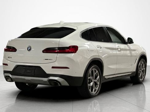 Used 2024 BMW X4 xDrive30i w/ Parking Assistance Package AWD/4WD image 5