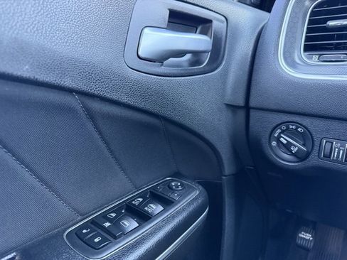 Used 2018 Dodge Charger R/T image 16