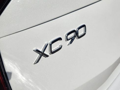 New 2026 Volvo XC90 B6 Ultra w/ Protection Package image 31