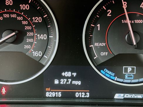 Used 2018 BMW 330e image 19