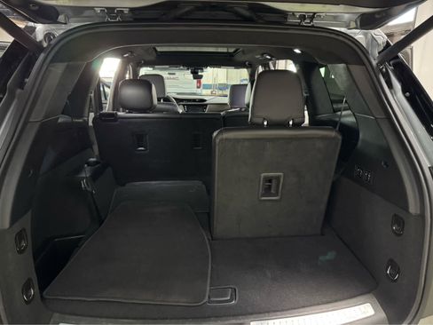 Used 2023 Cadillac XT6 Premium Luxury w/ Platinum Package image 13