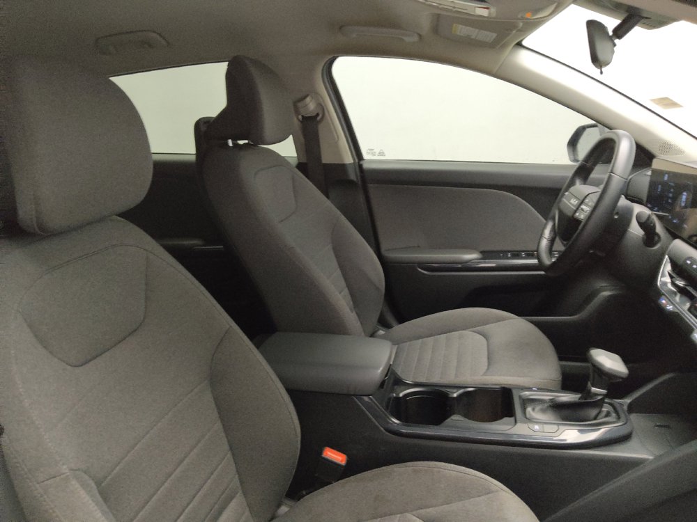 Used 2025 Kia K4 EX FWD image 21