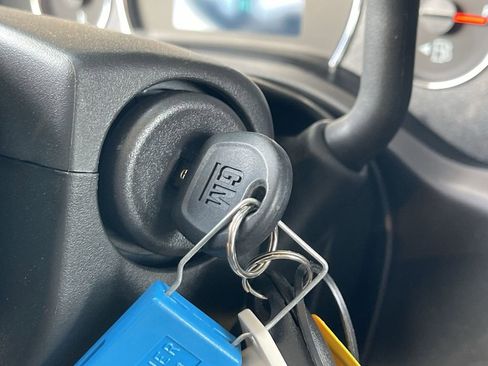 New 2025 GMC Savana 2500 Extended w/ Driver Convenience Package image 17