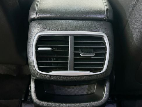 Used 2019 Hyundai Santa Fe Limited image 29