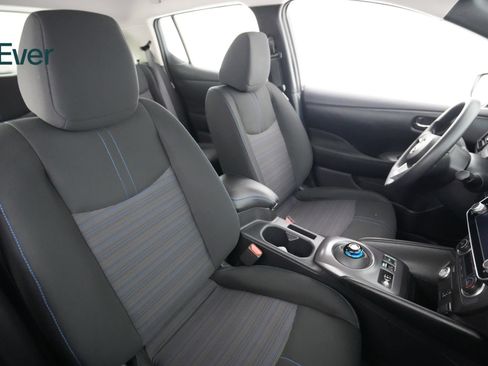 Used 2025 Nissan Leaf S FWD image 23
