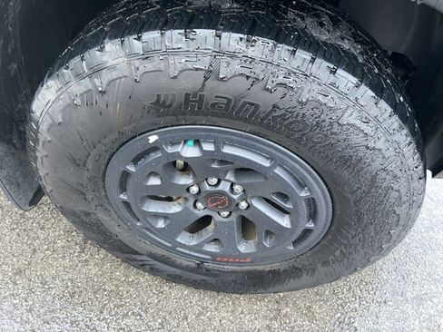 Used 2025 Nissan Frontier PRO-4X w/ Pro Premium Package AWD/4WD image 4