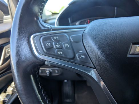 Used 2021 Chevrolet Equinox LT AWD/4WD image 26
