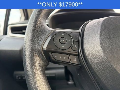Used 2024 Toyota Corolla LE image 31