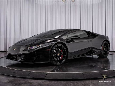 Used 2019 Lamborghini Huracan LP 580-2 RWD image 5