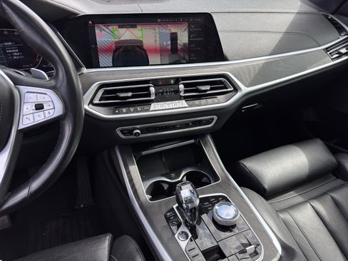 Used 2022 BMW X7 xDrive40i w/ Premium Package image 20