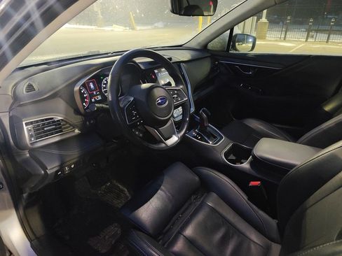 Used 2022 Subaru Outback Limited image 9