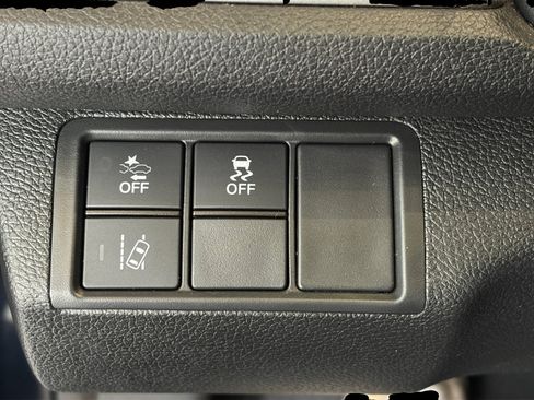 Used 2019 Honda Civic LX image 25