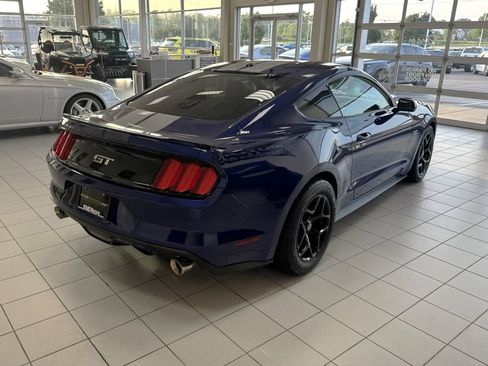 Used 2016 Ford Mustang GT Premium RWD image 11