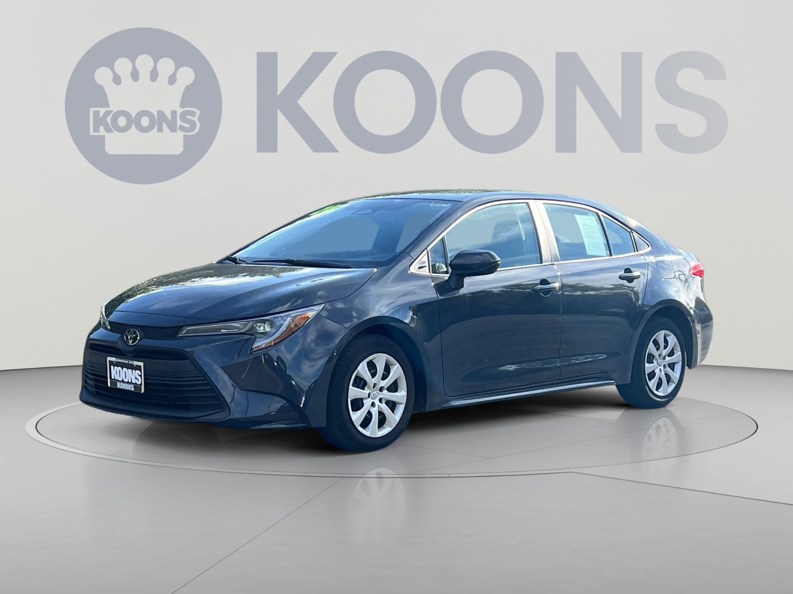 Used 2024 Toyota Corolla LE FWD image 4
