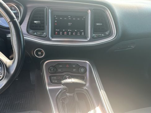Used 2018 Dodge Challenger SXT RWD image 12