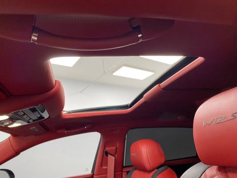 Used 2018 Bentley Flying Spur S W12 image 21