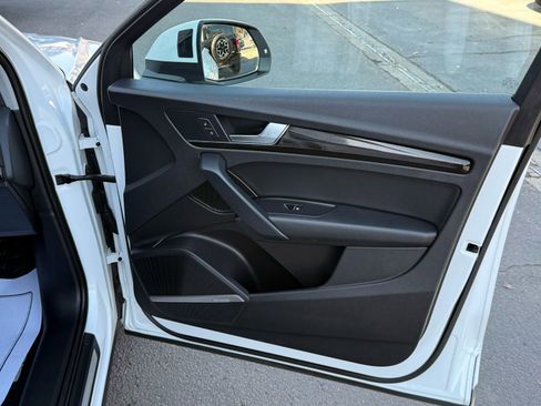 Used 2018 Audi Q5 2.0T Premium Plus w/ Premium Plus Package image 18