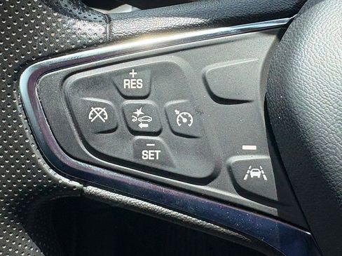 Used 2023 Chevrolet Malibu LT FWD image 21