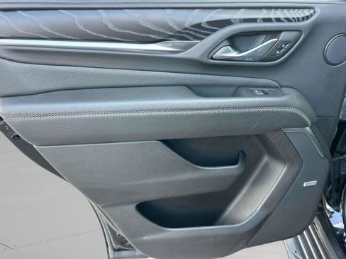 Used 2023 GMC Yukon Denali w/ LPO, Floor Liner Package AWD/4WD image 16