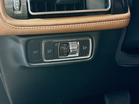 Used 2022 Lincoln Aviator Reserve w/ Elements Package Plus image 10